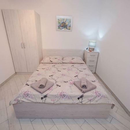 Palit Apartman Marcela מראה חיצוני תמונה